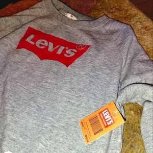 Men's Levi's sweatshirt